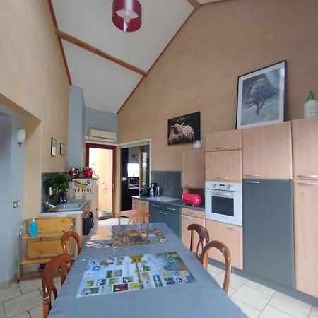 Bed and Breakfast Le Grand Noyer Ambronay Esterno foto