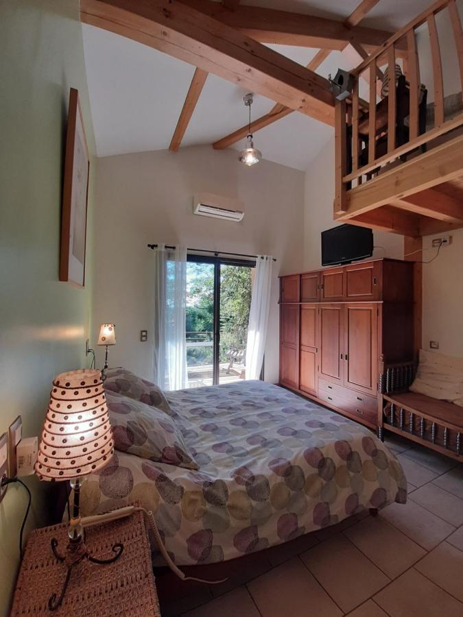 Bed and Breakfast Le Grand Noyer Ambronay Esterno foto
