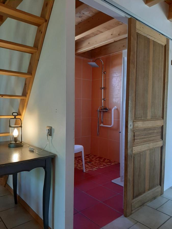 Bed and Breakfast Le Grand Noyer Ambronay Esterno foto