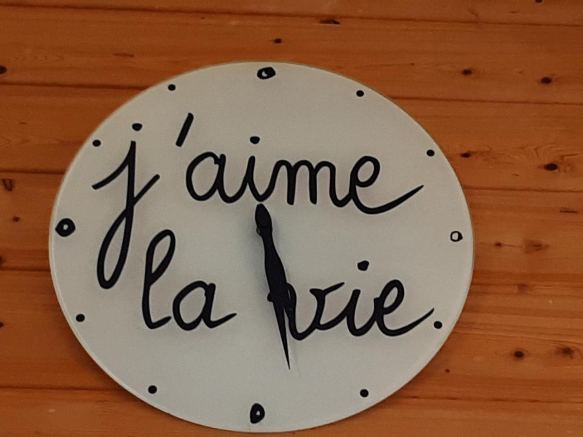 Bed and Breakfast Le Grand Noyer Ambronay Esterno foto