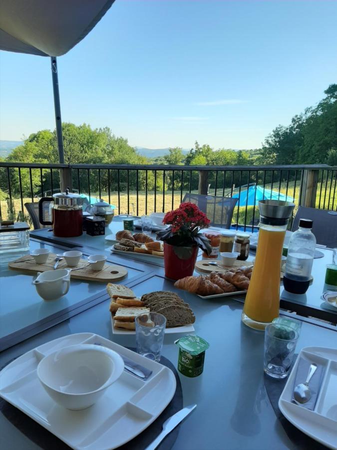 Bed and Breakfast Le Grand Noyer Ambronay Esterno foto