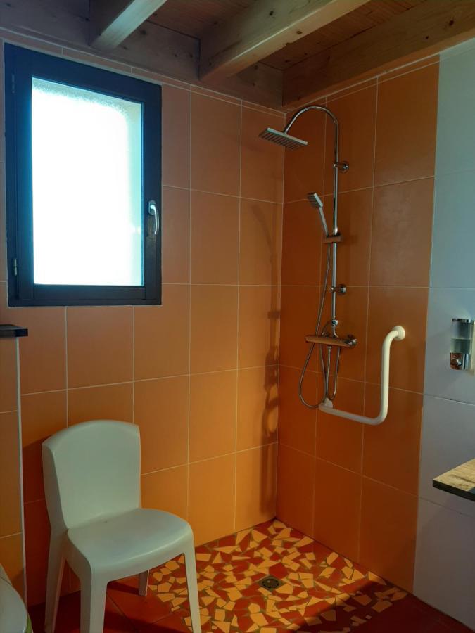 Bed and Breakfast Le Grand Noyer Ambronay Esterno foto