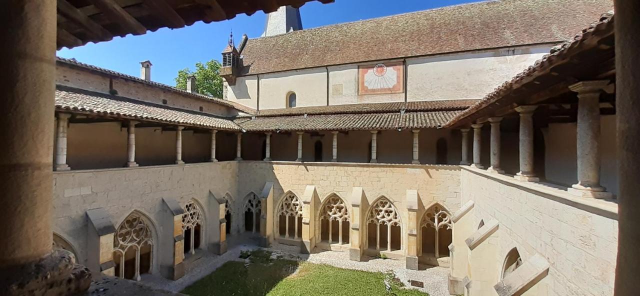 Bed and Breakfast Le Grand Noyer Ambronay Esterno foto