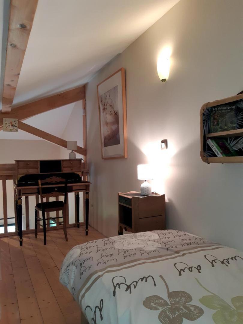 Bed and Breakfast Le Grand Noyer Ambronay Esterno foto