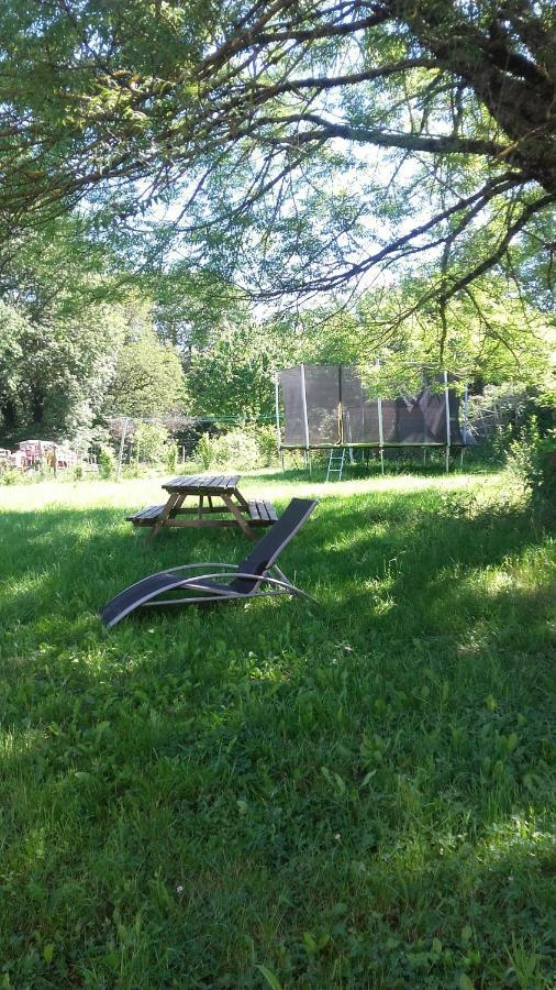 Bed and Breakfast Le Grand Noyer Ambronay Esterno foto